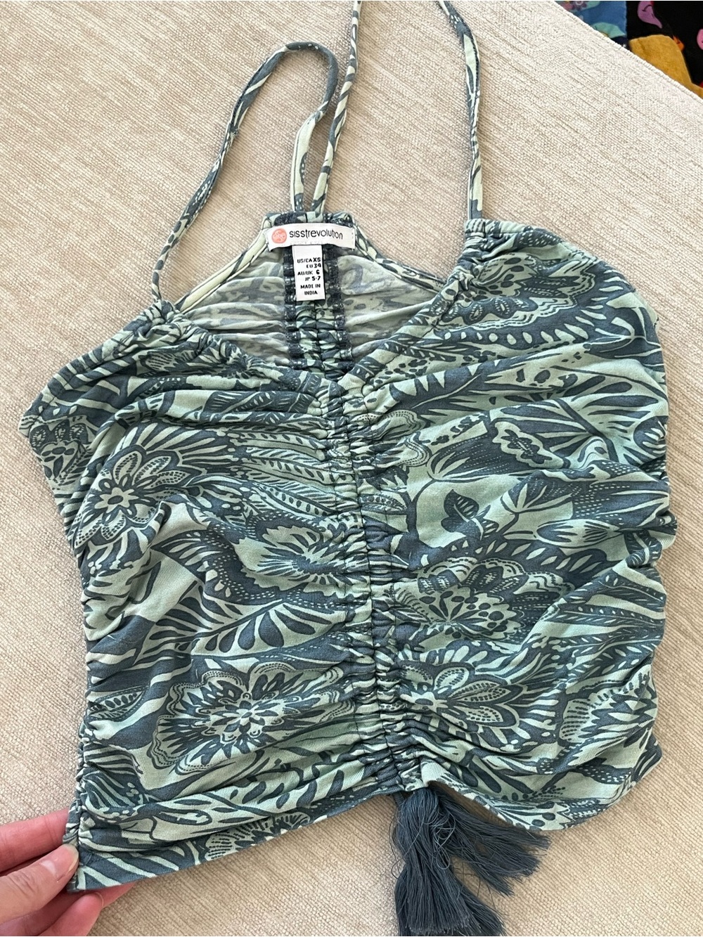 Sisstrevolution ruched tank